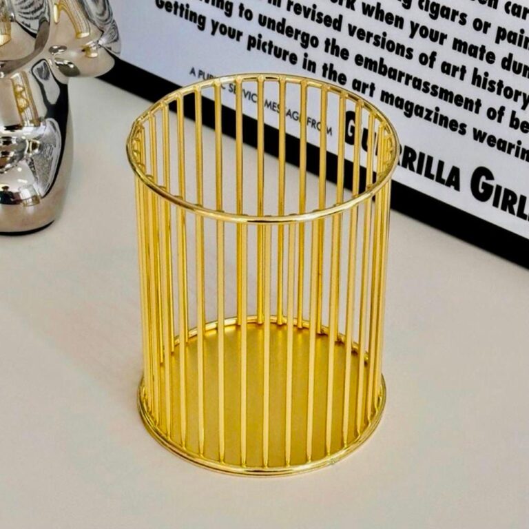 Metal Cosmetics Holder for Brushes & Pens – Stylish Makeup Organizer Cup for Vanity & Desk